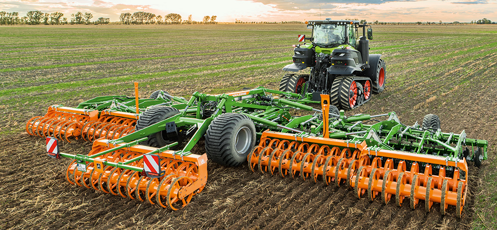 Catros12003-2TX_Claas_dx_db_A001C0293_d1_250730