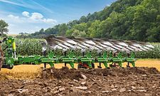 Vorderfurche, Arbeitsbreite und Arbeitstiefe – mit der Komfort-Hydraulik das Potenzial voll ausschöpfen.