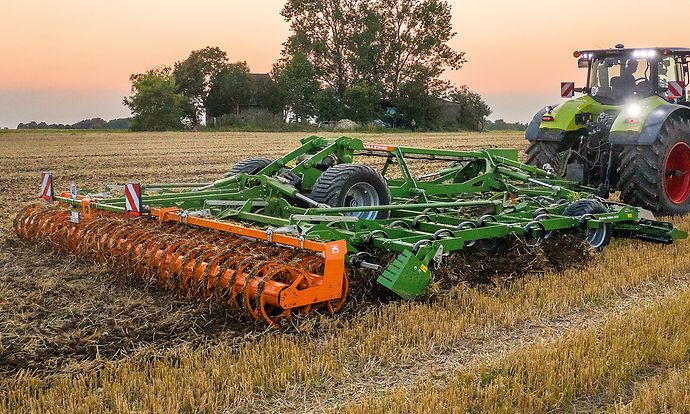 Cobra7000-2TX_Claas_d0_kw_DJI_0927_d1_210913_GO